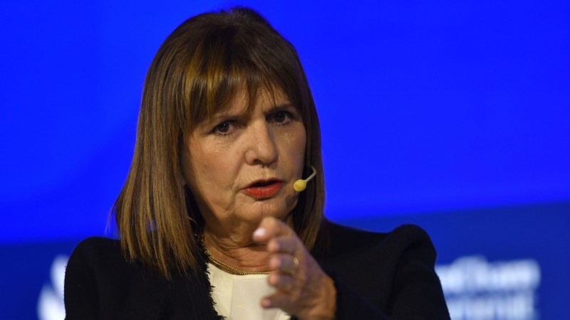 Bullrich dijo que solo Adorni puede frenar al&nbsp;kirchnerismo