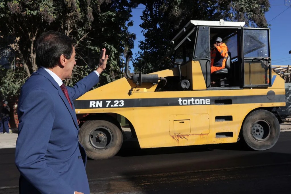 Alto Comedero: Sadir recorrió el avance de las obras de&nbsp;pavimentación