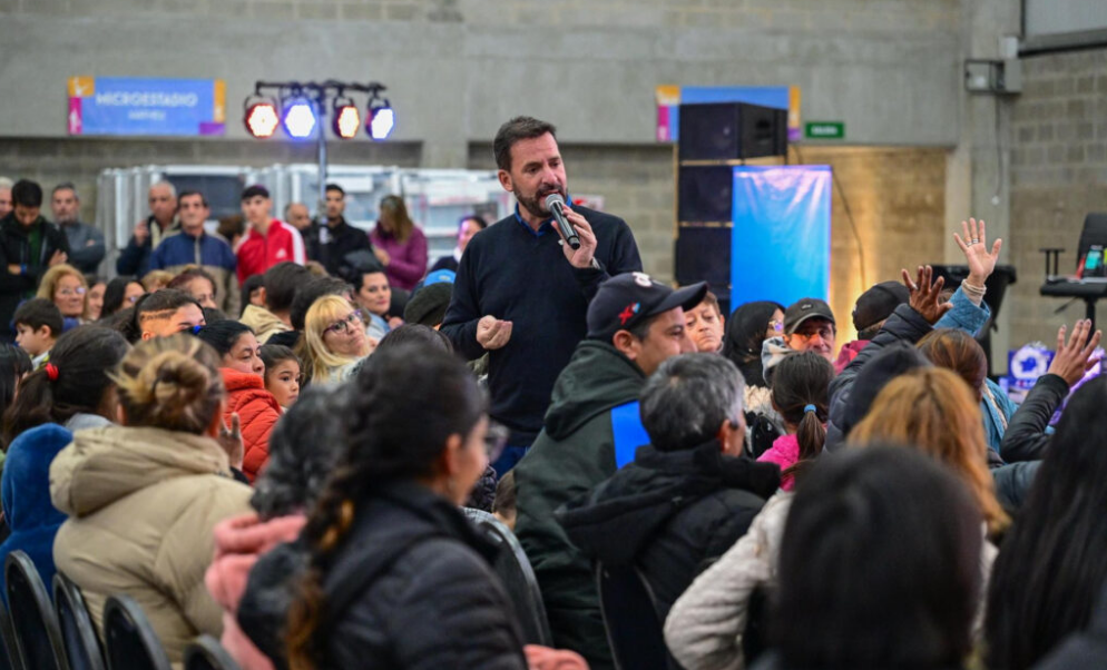 Escobar Emprende: Sujarchuk entregó 300 kits para promover el trabajo local y la inclusión&nbsp;productiva