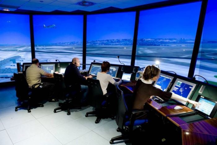 Nuevo día de caos en los cielos: Continúa el paro de controladores y complican vuelos en todo el&nbsp;país