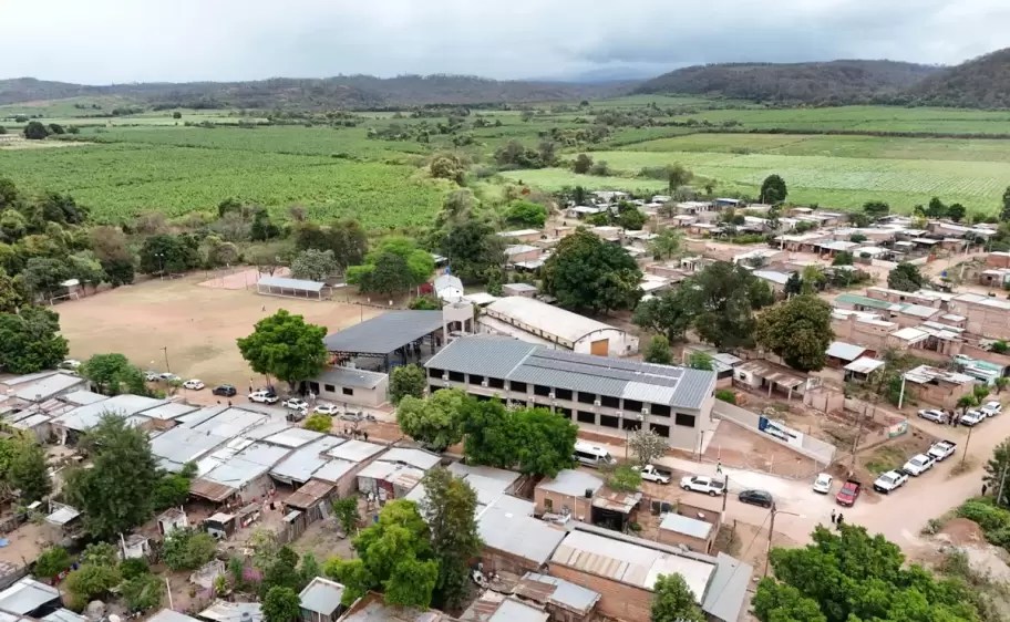 Sadir inauguró un moderno edificio escolar en El Bananal y reafirmó su compromiso con la&nbsp;educación